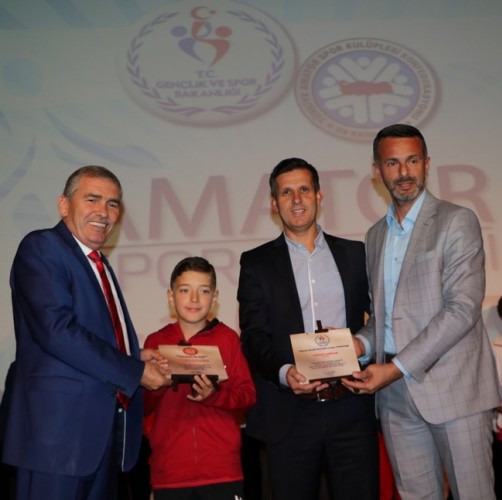 Yılın EN’leri Ödüllerine Kavuştu