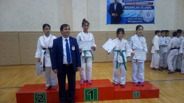 Sakaryalı Judoculardan Karabük'te Madalya Avı