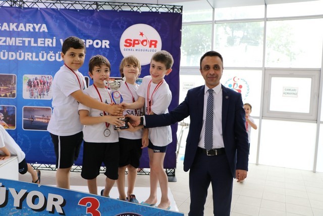 Minikler Yüzme İl Birinciliği sona erdi