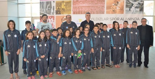 Yüzmede Analig Heyecanı Yaşandı