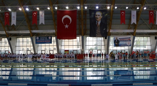 Minikler Yüzme İl Birinciliği sona erdi