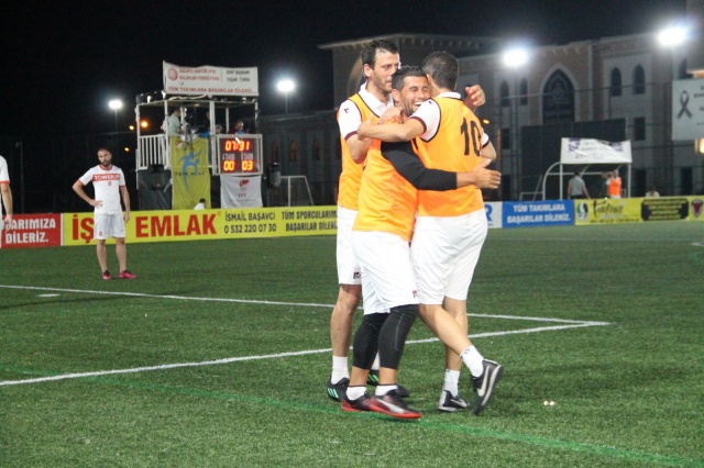 Olgunlar Futbol Turnuvası Fotoğrafları