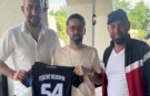 Kadir Gezer  yuvada kaldı