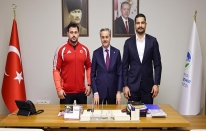 Alemdar'dan Kayaalp'e tebrik