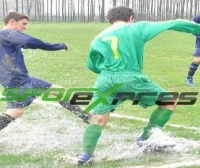 Altınderespor yendi,kurtuldu : 3-1