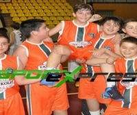 Basketbolda Şampiyon Fatih Koleji