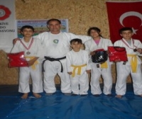 Judo’da bayanlar terfi etti!