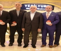 Karatede Altın Gece