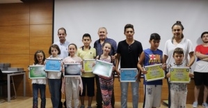 Kobaş Yüzme'de Terfi Töreni