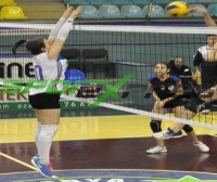 Küçük Kızlar Voleybolda Şampiyon Hendek