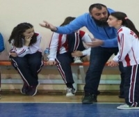 Küçükler Hetbolda Kupa Sevinci
