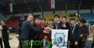 Basketbol’da Şampiyon Özel Şahin