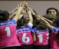 Minik Voleybolcular ödüllerini aldı