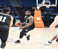 Büyükşehir Basket, Efes'e direnemedi 83-68