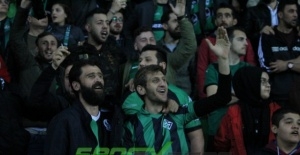 Sakaryaspor-Sarıyer maçının fotoğrafları
