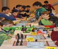 Küçükler ve Yıldızlar Şah mat dedi