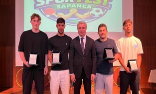 Sapanca'da sporculara ödül töreni