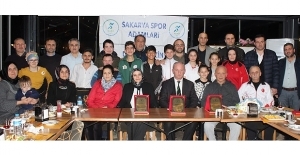 Spor Adamlarından Batmintonculara Teşekkür
