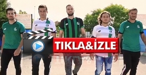Sakaryaspor yeni formaları böyle tanıttı