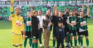 Sakaryaspor-Niğde Anadolu FK: 1-0 (MS)