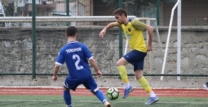 Kaan duvar gibi
