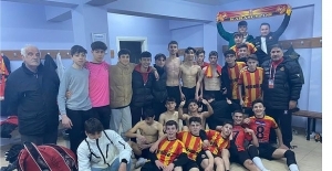 Karasuspor U16 hız kesmiyor