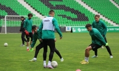 Sakaryaspor, Erzurumspor maçı hazırlıklarına statta devam etti