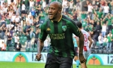 Sakaryaspor, Dino Ndlovu'yu transfer etti