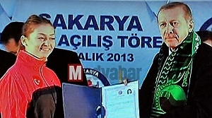 Başbakan'dan Şeyda ve Enes'e ödül