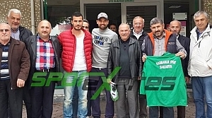 Hamza Gezmiş'den Harmanlıkspor'a jest