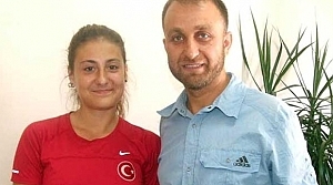 Hilal Kalkan Balkan ikincisi oldu.