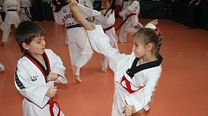 Taekwondo kuşak terfi zamanı