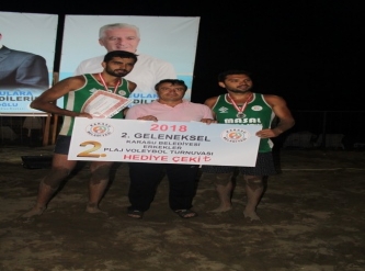 Karasu'da PLaj Voleybolu Şampiyonları belli oldu