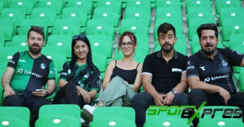 Sakaryaspor-Ümraniyespor maçından fotoğraflar