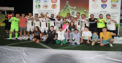 Olgunlar Futbol Turnuvası'nda Şampiyon İZREK