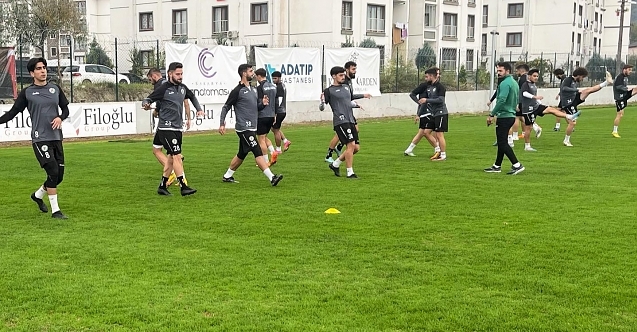 Sapancaspor dipten çıkamıyor
