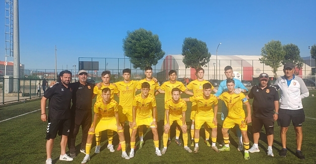Karasuspor U17 90'da yıkıldı