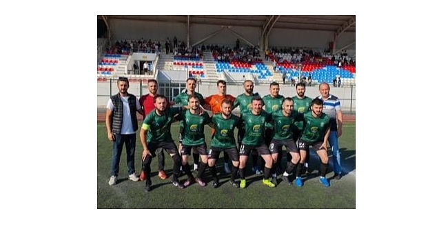 Alaağaç 1860 FK şampiyonluğa ulaştı