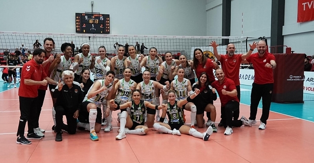 Sakarya Voleybol son maça bıraktı