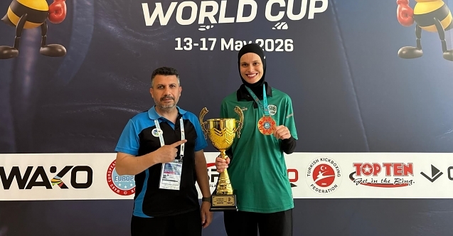 Ayşe Kaplan, Dünya Kupası Şampiyonu