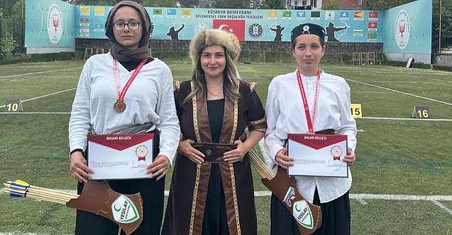 Geleneksel Okçulukta çifte madalya